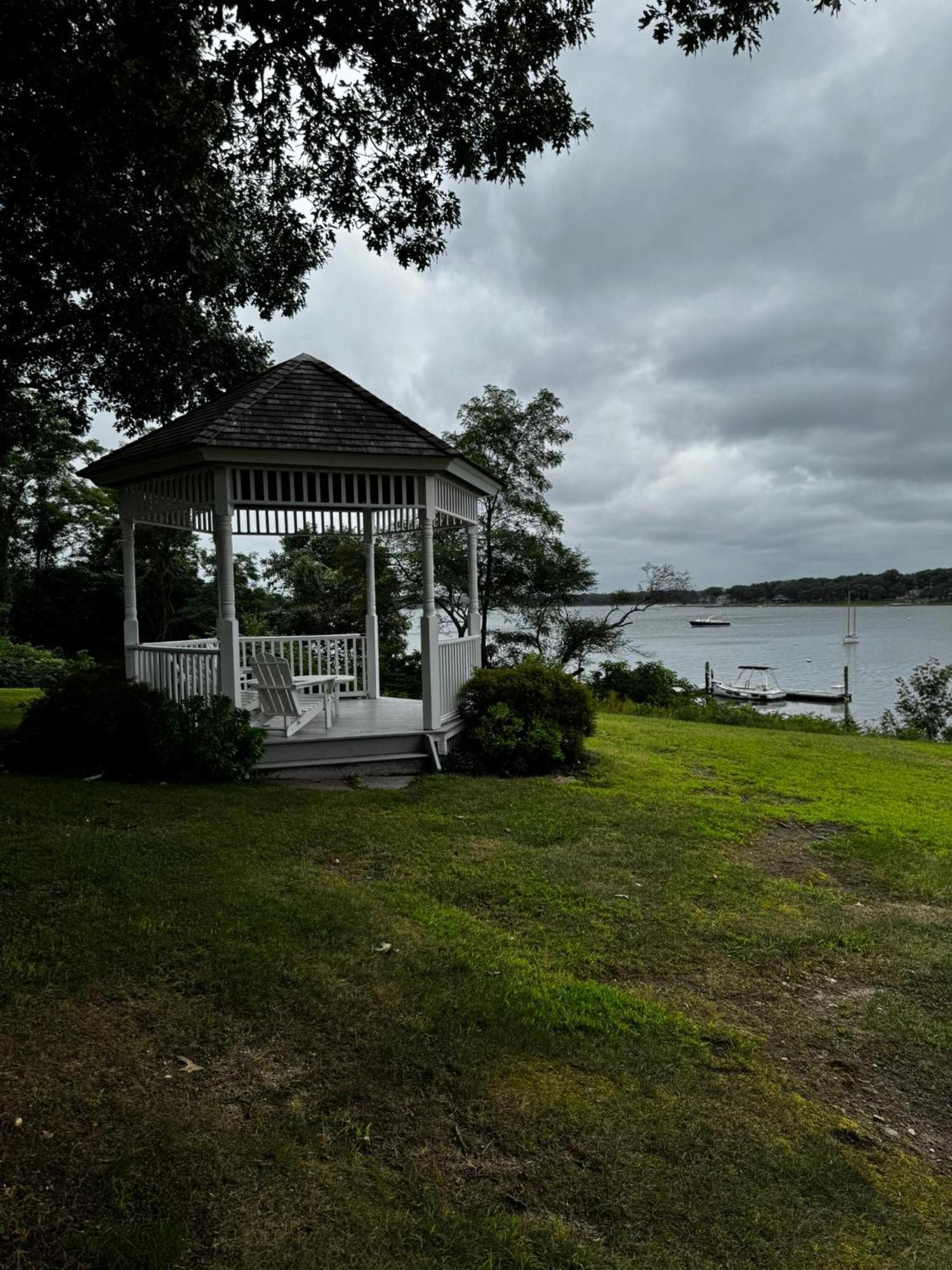 Ram'S Head Inn Shelter Island Exterior photo